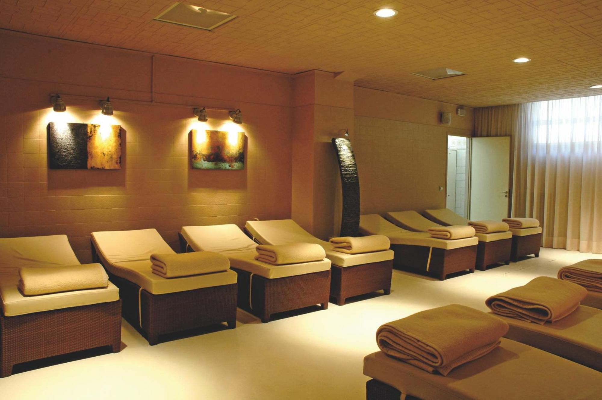 Roseo Euroterme Wellness Resort บาโญ ดิ โรมาญา ภายนอก รูปภาพ