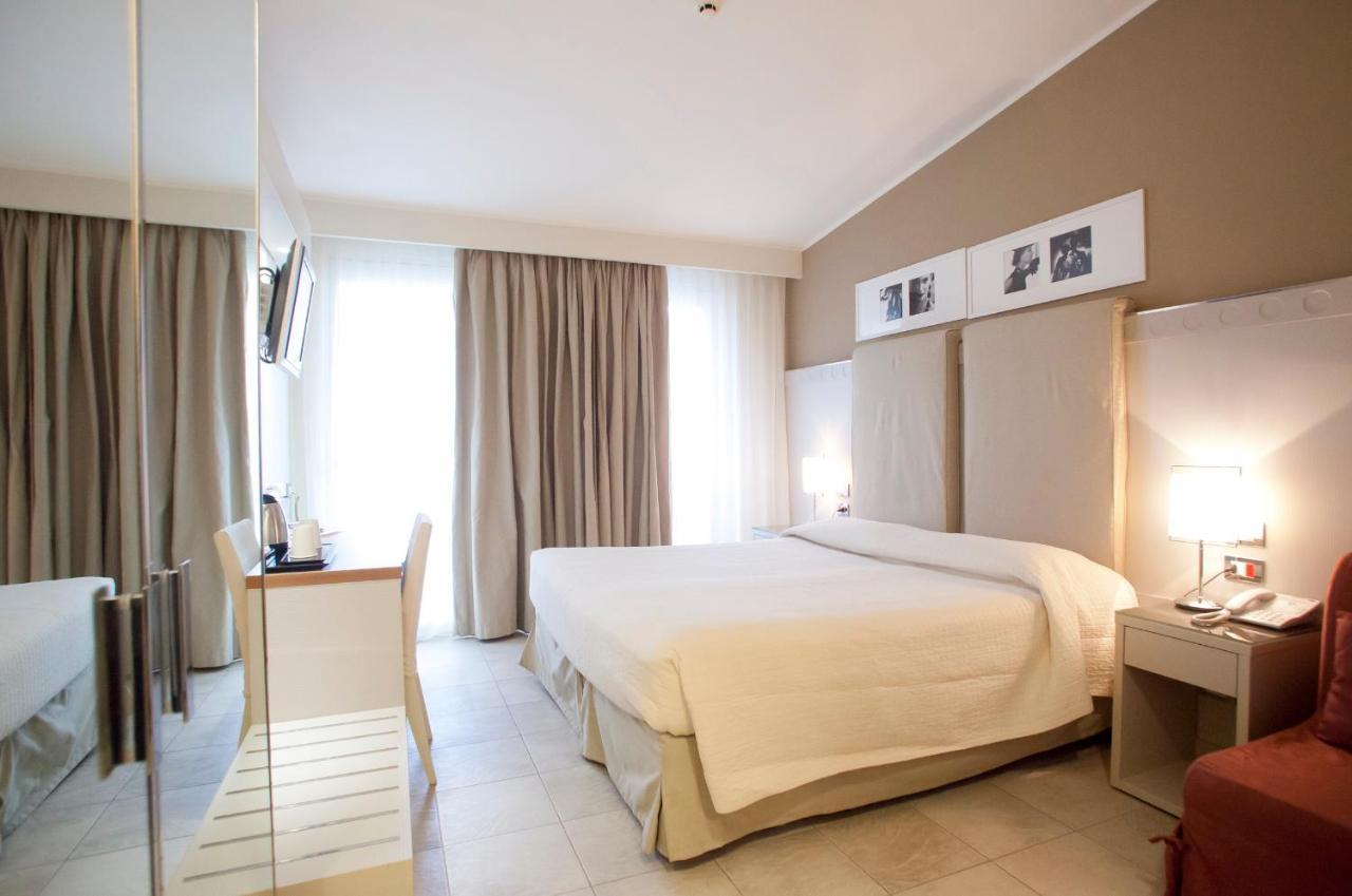 Roseo Euroterme Wellness Resort บาโญ ดิ โรมาญา ภายนอก รูปภาพ