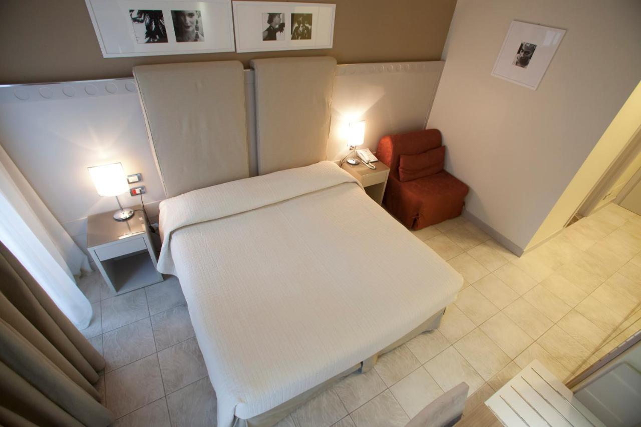 Roseo Euroterme Wellness Resort บาโญ ดิ โรมาญา ภายนอก รูปภาพ