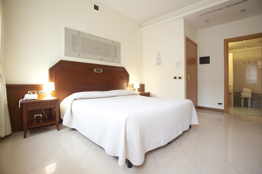 Roseo Euroterme Wellness Resort บาโญ ดิ โรมาญา ภายนอก รูปภาพ