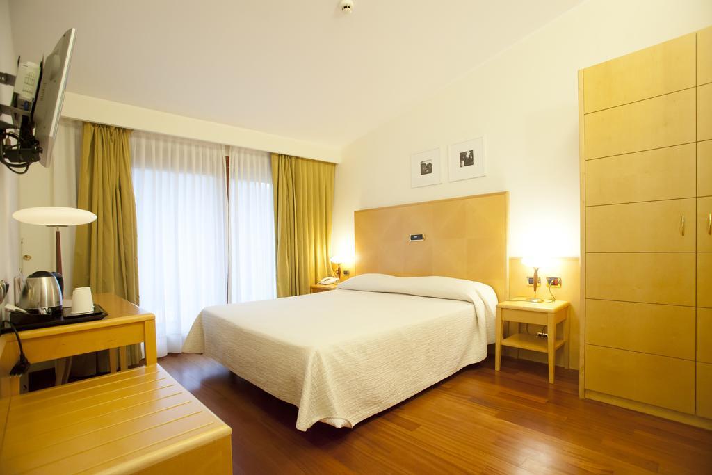 Roseo Euroterme Wellness Resort บาโญ ดิ โรมาญา ภายนอก รูปภาพ
